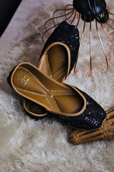 Loryphilory Sitara Sequin Embellished Juttis 