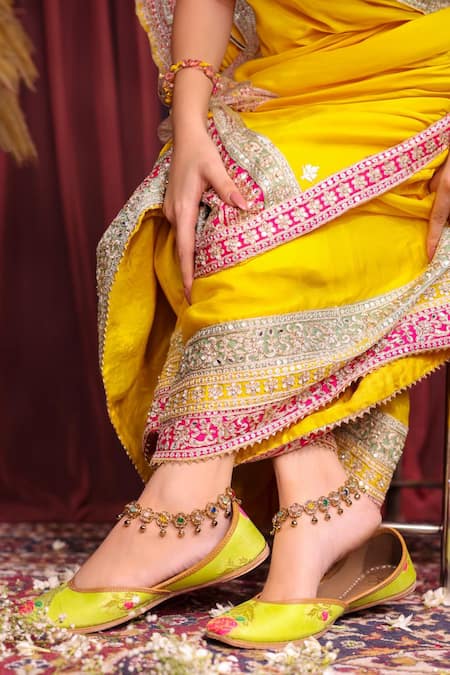 Loryphilory_Green Tota Maina Woven Juttis_Online_at_Aza_Fashions