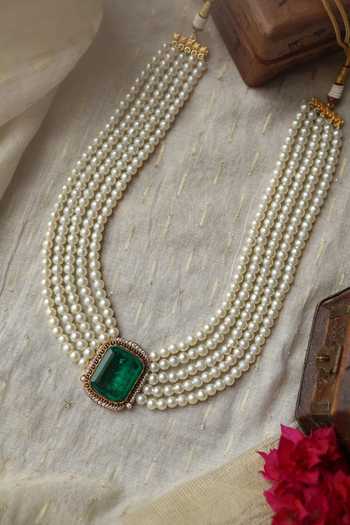 Buy_Paisley Pop_Green Emerald Doublet Stone Embellished Pearl Necklace _Online_at_Aza_Fashions