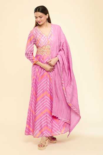 Samyukta Singhania_Pink Chanderi Gota Patti Leheriya Pattern Embroidered Anarkali With Dupatta_Online_at_Aza_Fashions