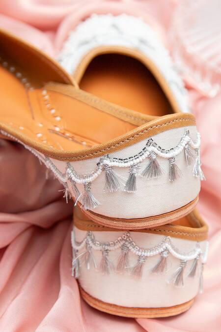 Buy_Kala_Ivory Jasmine Sequin And Pearl Work Juttis _Online_at_Aza_Fashions