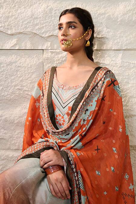 Saundh Blue Anarkali Bemberg Printed Abstract Round Shaded Pant Set at Aza Fashions Saundh_Blue Anarkali Bemberg Printed Abstract Round Shaded Pant Set _at_Aza_Fashions