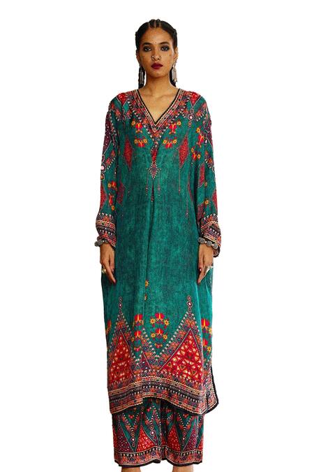 Rajdeep Ranawat_Green Silk Embroidery V-neck Banno Printed Long Kurta _Online_at_Aza_Fashions