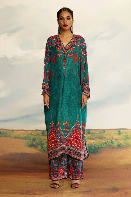 Buy_Rajdeep Ranawat_Green Silk Embroidery V-neck Banno Printed Long Kurta _Online_at_Aza_Fashions