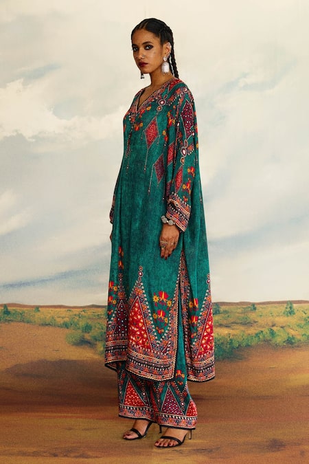 Shop_Rajdeep Ranawat_Green Silk Embroidery V-neck Banno Printed Long Kurta _Online_at_Aza_Fashions