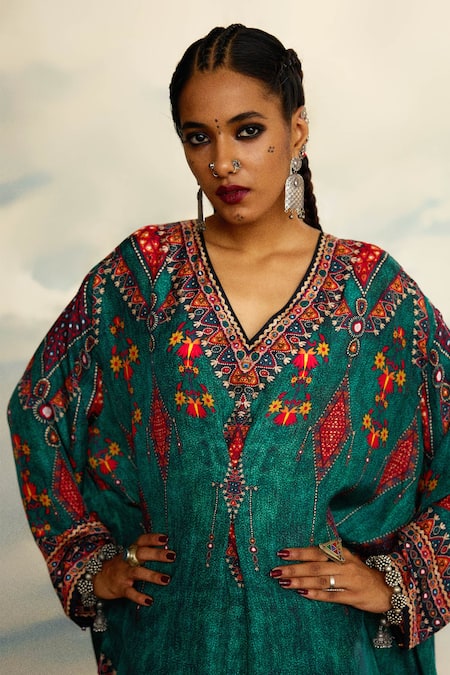 Shop_Rajdeep Ranawat_Green Silk Embroidery V-neck Banno Printed Long Kurta 