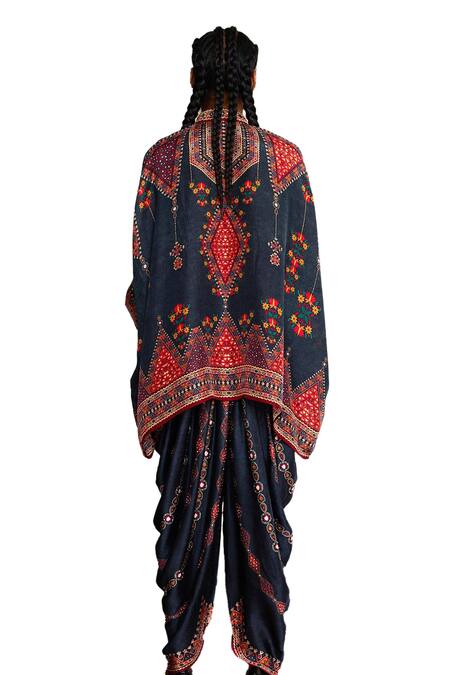 Shop_Rajdeep Ranawat_Grey Silk Embroidery Bandeau Neck Chanel Printed Asymmetric Kurta _Online_at_Aza_Fashions