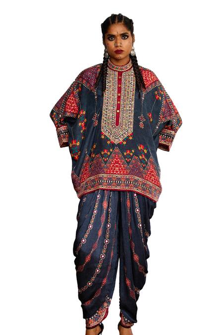 Rajdeep Ranawat_Grey Silk Embroidery Bandeau Neck Chanel Printed Asymmetric Kurta _at_Aza_Fashions