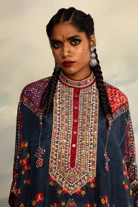 Shop_Rajdeep Ranawat_Grey Silk Embroidery Bandeau Neck Chanel Printed Asymmetric Kurta 