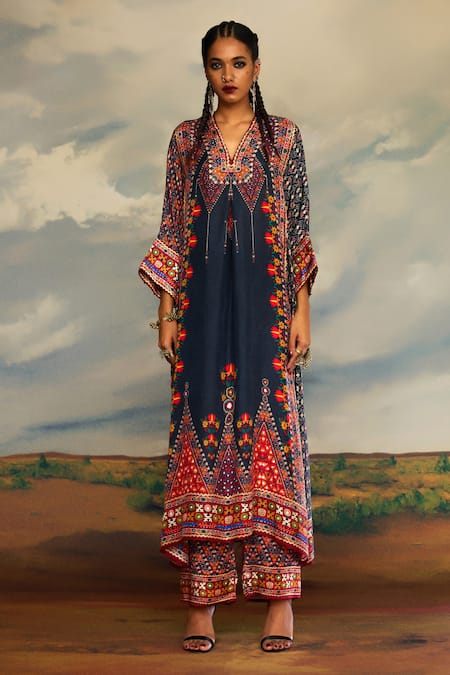 Rajdeep Ranawat_Grey Silk Embroidery V-neck Banera Fleur Tribe Print And Tunic _Online_at_Aza_Fashions
