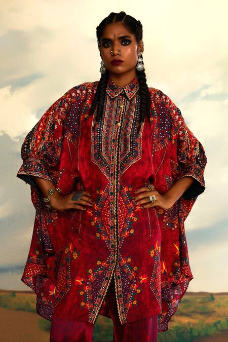 Buy_Rajdeep Ranawat_Red Silk Embroidery, Mirrors Collared Kamara Tribal Art Print And Tunic 