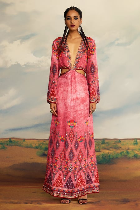 Buy_Rajdeep Ranawat_Pink Silk Embroidery Plunge Neck Shaya Primitive Bloom Print And Maxi Dress _Online_at_Aza_Fashions