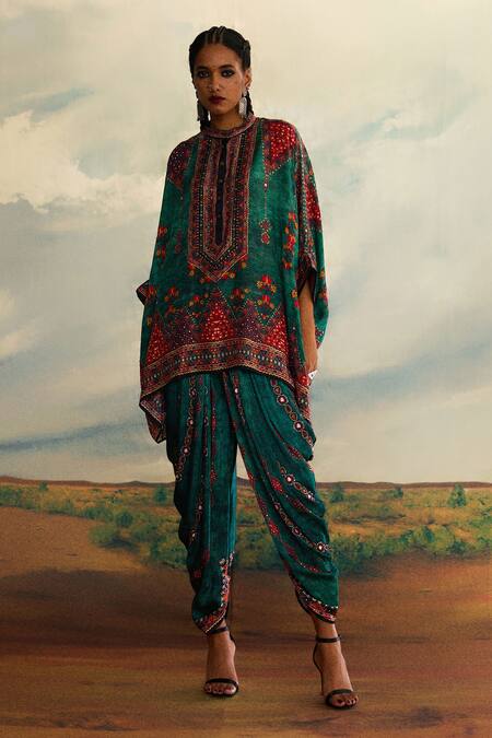 Rajdeep Ranawat Chanel Phool Jahan Print & Embroidered Tunic 