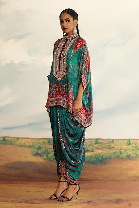 Shop_Rajdeep Ranawat_Green Silk Mirrors, Embroidery Bandeau Neck And Thread Kurta _Online_at_Aza_Fashions