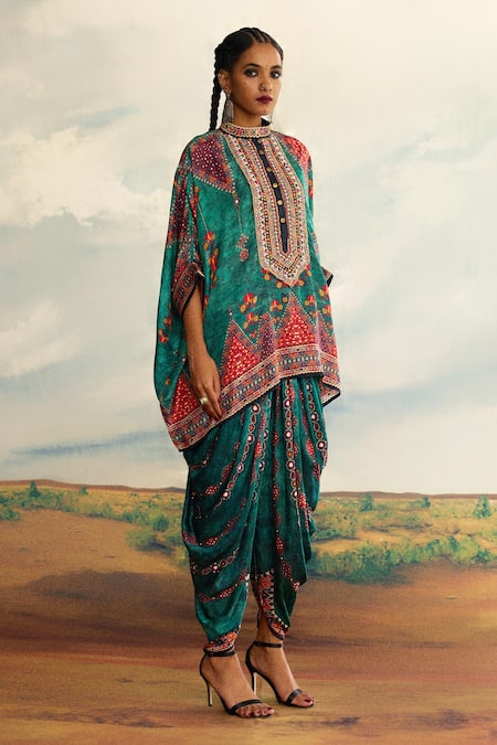 Rajdeep Ranawat_Green Silk Mirrors, Embroidery Bandeau Neck And Thread Kurta _at_Aza_Fashions