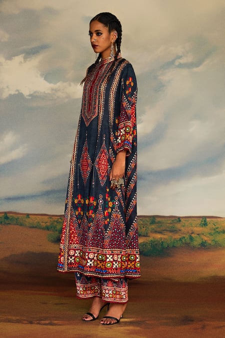 Buy_Rajdeep Ranawat_Grey Silk Embroidery Bandeau Neck Ada Anarkali _Online_at_Aza_Fashions