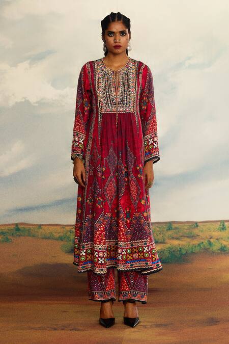 Buy_Rajdeep Ranawat_Red Silk Embroidery Round Neck Anisha Anarkali _Online_at_Aza_Fashions