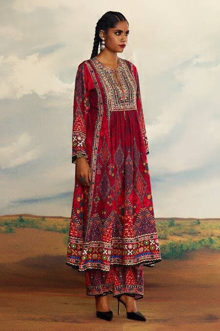 Shop_Rajdeep Ranawat_Red Silk Embroidery Round Neck Anisha Anarkali _Online_at_Aza_Fashions