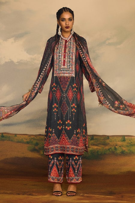 Shop_Rajdeep Ranawat_Grey Silk Mirrors, Diamonds Bandeau Neck Champa Print Kurta _at_Aza_Fashions