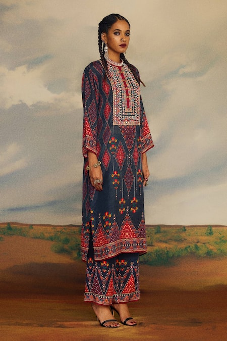 Rajdeep Ranawat_Grey Silk Mirrors, Diamonds Bandeau Neck Champa Print Kurta _at_Aza_Fashions