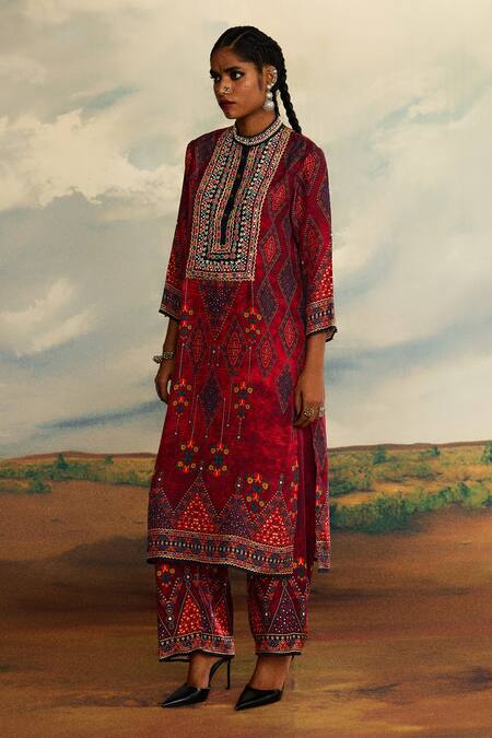 Shop_Rajdeep Ranawat_Red Silk Embroidery Bandeau Neck Champa Abstract Print Kurta _Online_at_Aza_Fashions