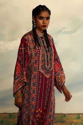 Shop_Rajdeep Ranawat_Red Silk Bandeau Neck Gayatri Printed Kurta 