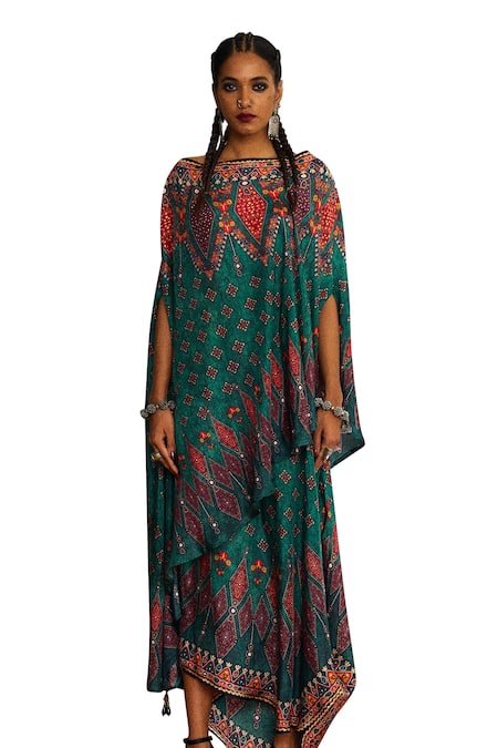 Rajdeep Ranawat_Green Silk Boat Neck Kamini Diamond Print Flared Top And Skirt Set _Online_at_Aza_Fashions