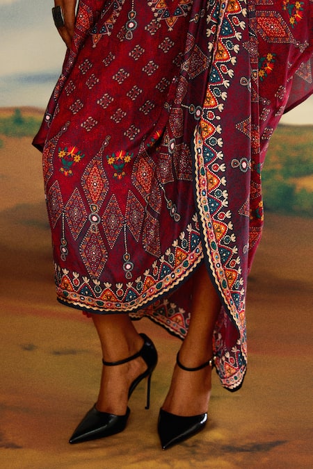 Rajdeep Ranawat_Red Silk Boat Neck Kamini Geometric Print Flared Top And Skirt Set _at_Aza_Fashions