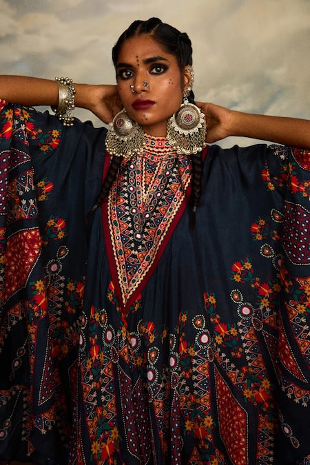 Buy_Rajdeep Ranawat_Grey Silk Beads, Embroidery Bandeau Neck Farah Print Draped Circular Dress 