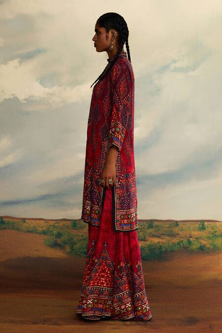 Rajdeep Ranawat_Red Silk Beads, Embroidery Bandeau Neck Tribal Print Straight Kurta _Online_at_Aza_Fashions