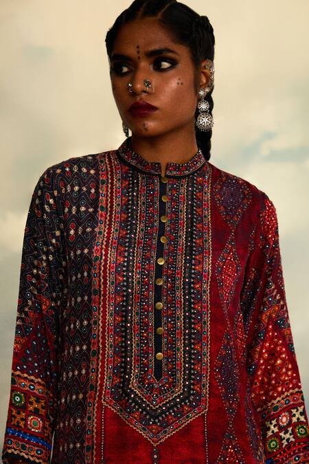 Buy_Rajdeep Ranawat_Red Silk Beads, Embroidery Bandeau Neck Tribal Print Straight Kurta _Online_at_Aza_Fashions