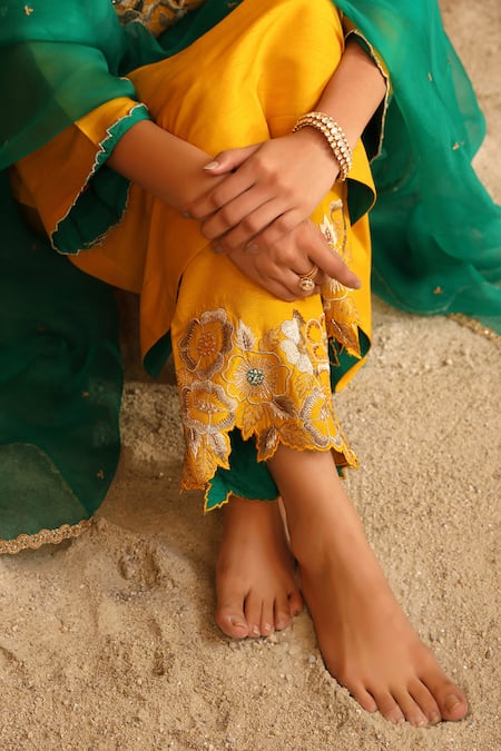 Shop_Omana By Ranjana Bothra_Yellow Bamboo, Silk Organza Embroidery, Zari Split Naaz Floral Kurta Pant Set _Online_at_Aza_Fashions