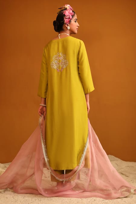 Omana By Ranjana Bothra Firoza Zari Embroidered Floral Vine Kurta Pant Set 