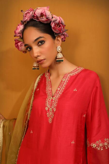 Omana By Ranjana Bothra_Pink Silk Organza, Bamboo Zari, Sequins, Embroidery Shehnaz Kurta Pant Set _at_Aza_Fashions