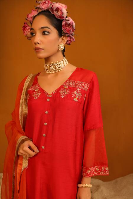 Buy_Omana By Ranjana Bothra_Red Silk Organza, Silk, Bamboo Sequins, Zari, Zeenat Jaal Kurta Pant Set _Online_at_Aza_Fashions