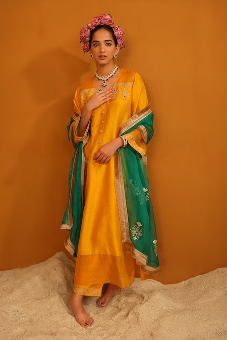 OMANA BY RANJANA BOTHRA Yellow Kurta And Trousers Bamberg Silk Embroidered Zeenat Jaal Zari Pant Set 