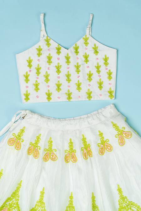 Buy_Yuvraani Jaipur_Ivory Polyester, Net Embroidery, Tassels Hand Lehenga Set _Online_at_Aza_Fashions