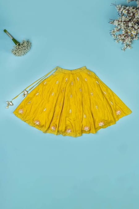 Yuvraani Jaipur_Yellow Polyester, Net Mirrors, Embroidery, Gota Patti, Tassels Hand Lehenga Set _Online_at_Aza_Fashions