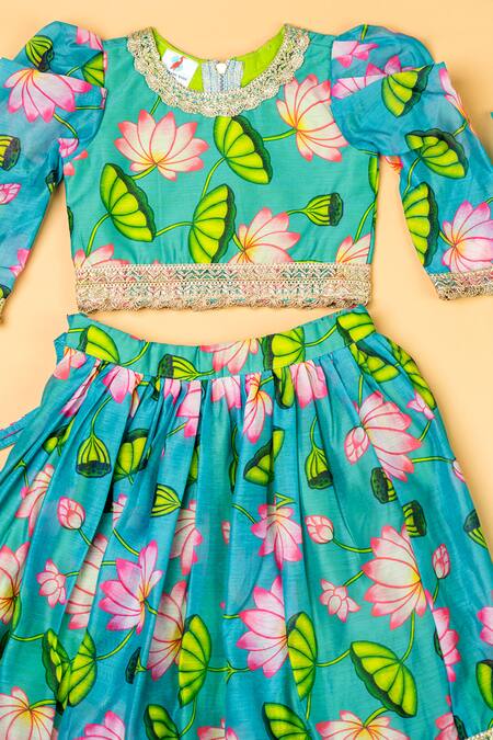 Yuvraani Jaipur_Green Chanderi, Net Embroidery, Tassels Lotus Print Lehenga Blouse Set _Online_at_Aza_Fashions