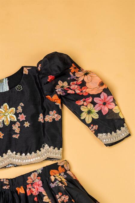 Buy_Yuvraani Jaipur_Black Chanderi, Net Embroidery, Lace Floral Puff Sleeve Blouse And Lehenga Set _Online_at_Aza_Fashions
