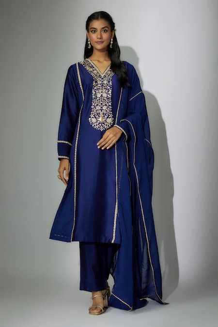 Nadima Saqib Embroidered Straight Kurta Pant Set 