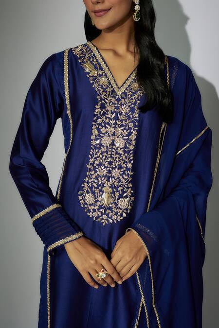 Buy Nadima Saqib Blue Chanderi, Organza Embroidery, Zari V-neck Straight Kurta Pant Set Online at Aza Fashions Buy_Nadima Saqib_Blue Chanderi, Organza Embroidery, Zari V-neck Straight Kurta Pant Set _Online_at_Aza_Fashions