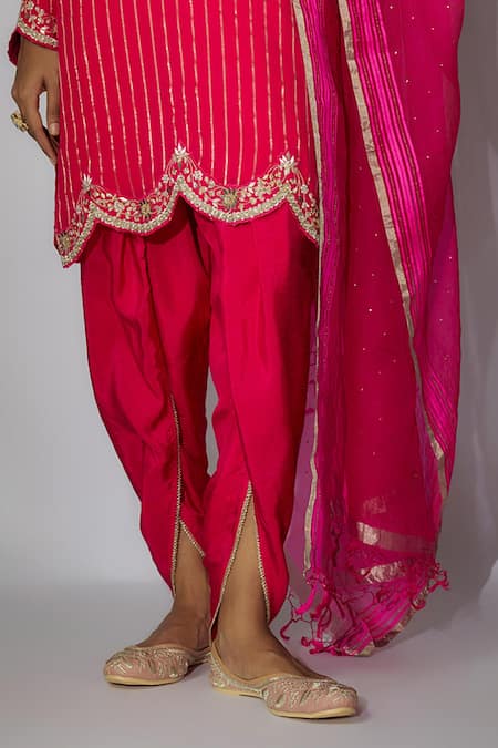 Nadima Saqib Pink Georgette, Organza Embroidery, Sequins Split V-neck Kurta Tulip Pant Set Online at Aza Fashions Nadima Saqib_Pink Georgette, Organza Embroidery, Sequins Split V-neck Kurta Tulip Pant Set _Online_at_Aza_Fashions