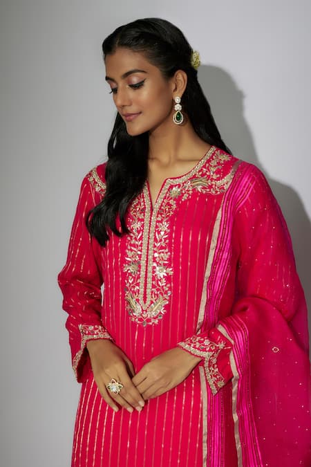 Buy Nadima Saqib Pink Georgette, Organza Embroidery, Sequins Split V-neck Kurta Tulip Pant Set Online at Aza Fashions Buy_Nadima Saqib_Pink Georgette, Organza Embroidery, Sequins Split V-neck Kurta Tulip Pant Set _Online_at_Aza_Fashions