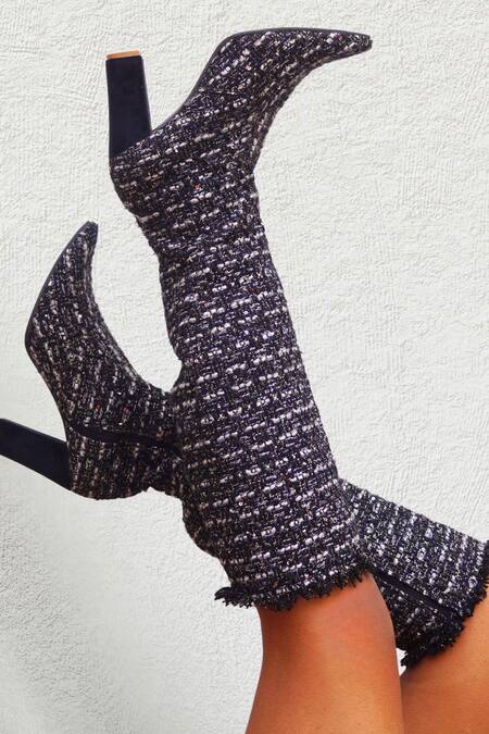 Shradha Hedau Footwear Couture Black Textured Lisbeth Boots Online at Aza Fashions Shradha Hedau Footwear Couture_Black Textured Lisbeth Boots _Online_at_Aza_Fashions