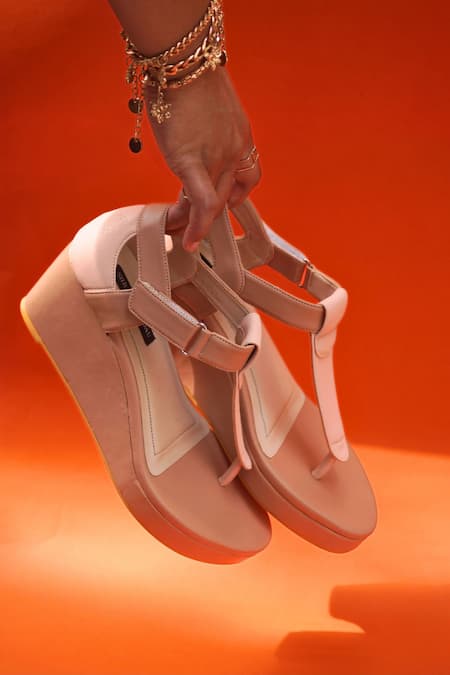 Shop Shradha Hedau Footwear Couture Beige Plain Eliana Colour Block Wedges at Aza Fashions Shop_Shradha Hedau Footwear Couture_Beige Plain Eliana Colour Block Wedges _at_Aza_Fashions