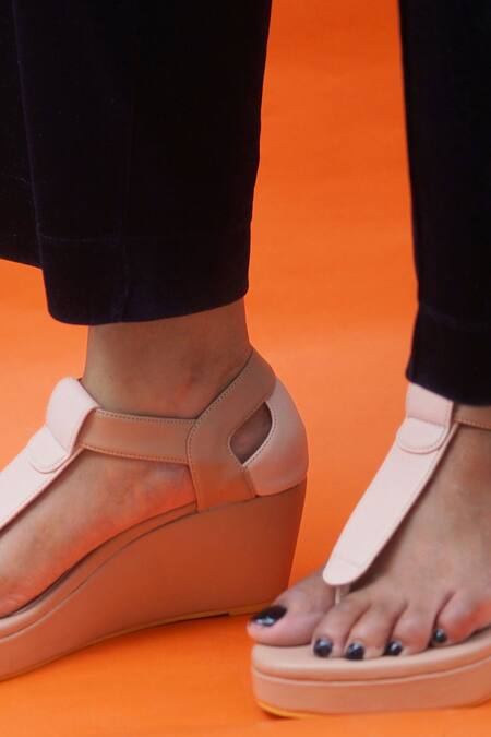 Buy Shradha Hedau Footwear Couture Beige Plain Eliana Colour Block Wedges Online at Aza Fashions Buy_Shradha Hedau Footwear Couture_Beige Plain Eliana Colour Block Wedges _Online_at_Aza_Fashions