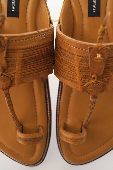 Shradha Hedau Footwear Couture_Brown Abir Braided Lace Kolhapuri Toe Ring Sandals _Online_at_Aza_Fashions