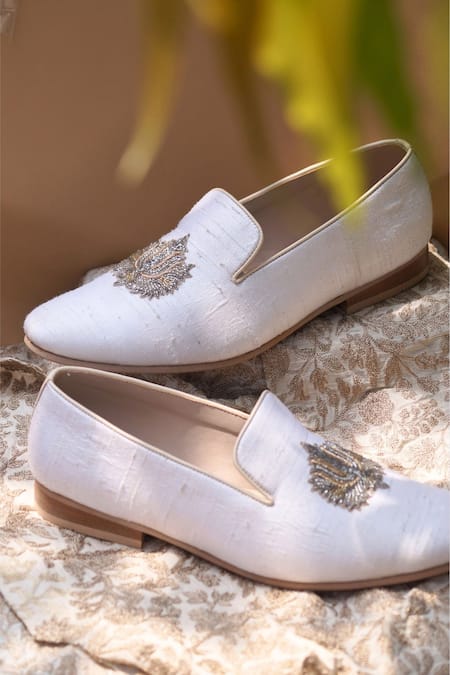 Shradha Hedau Footwear Couture Nehal Cutdana Bullian Patch Work Moccasin Shoes 