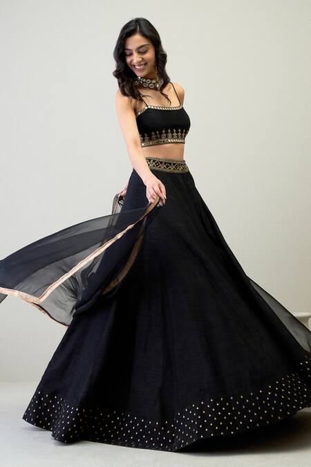 Roohbyridhimaa_Black Silk Organza, Viscose Sequins, Mirrors, Embroidery Damini Lehenga Set _Online_at_Aza_Fashions
